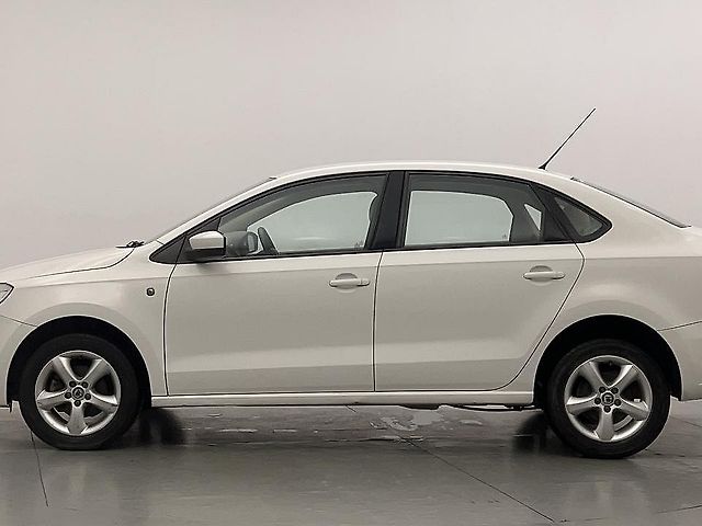 Used Skoda Rapid [2014-2015] 1.5 TDI CR Elegance in Chandigarh