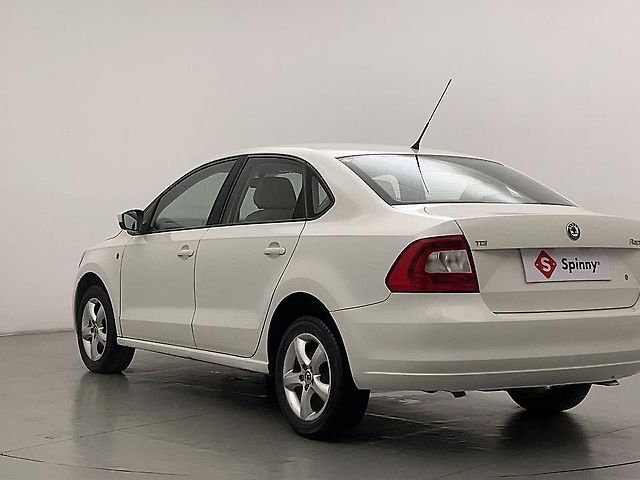 Used Skoda Rapid [2014-2015] 1.5 TDI CR Elegance in Chandigarh