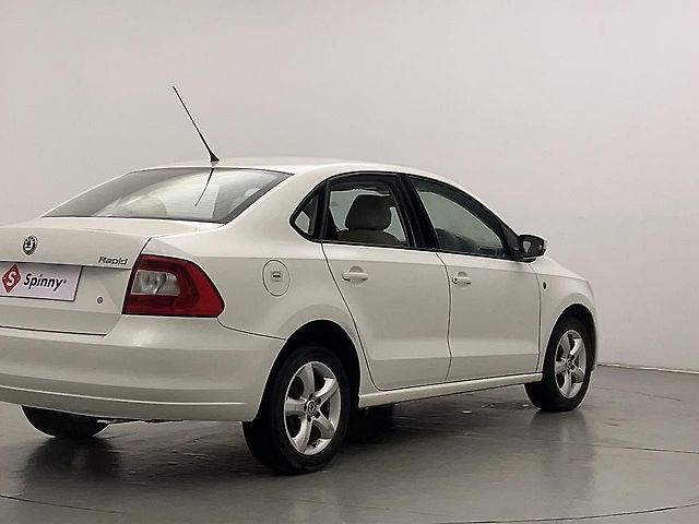 Used Skoda Rapid [2014-2015] 1.5 TDI CR Elegance in Chandigarh
