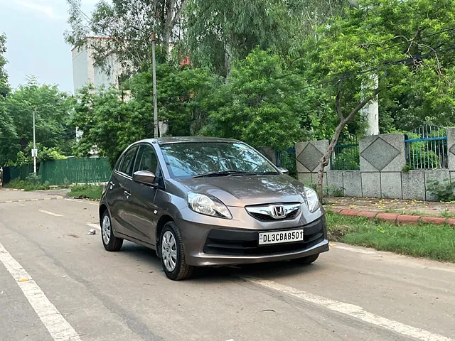 Used 2013 Honda Brio in Delhi