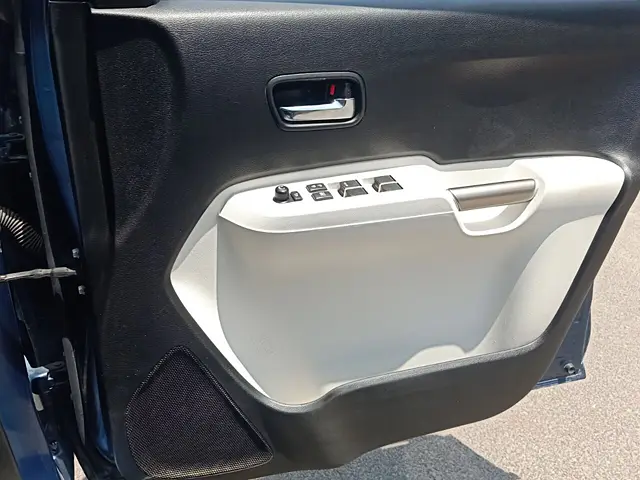 Used Maruti Suzuki Ignis [2017-2019] Zeta 1.2 MT in Noida