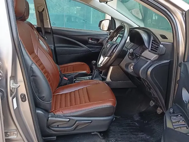 Used Toyota Innova Crysta [2016-2020] 2.4 G 7 STR [2016-2017] in Zirakpur