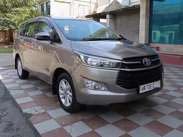 Used Toyota Innova Crysta [2016-2020] 2.4 G 7 STR [2016-2017] in Zirakpur