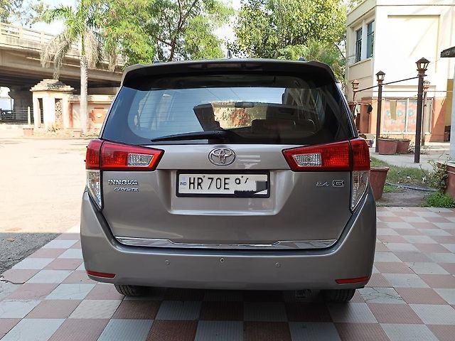 Used Toyota Innova Crysta [2016-2020] 2.4 G 7 STR [2016-2017] in Zirakpur
