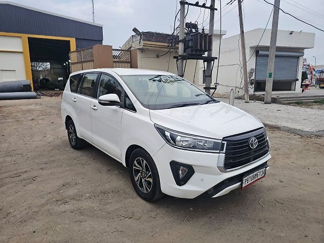 Used Toyota Innova Crysta [2016-2020] 2.4 G 7 STR [2016-2017] in Chandigarh