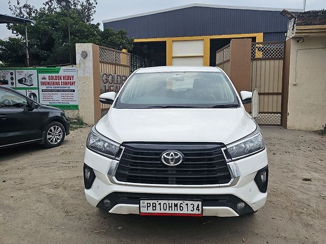 Used Toyota Innova Crysta [2016-2020] 2.4 G 7 STR [2016-2017] in Chandigarh