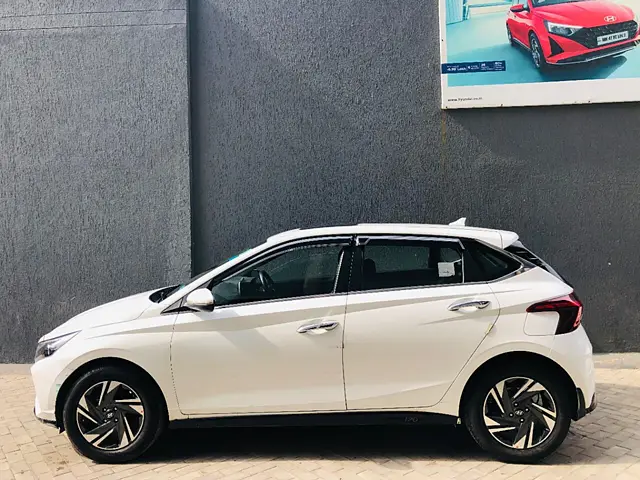 Used Hyundai i20 [2020-2023] Sportz 1.2 MT [2020-2023] in Chandigarh