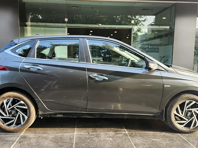 Used Hyundai i20 [2020-2023] Asta (O) 1.2 IVT [2022-2023] in Chandigarh