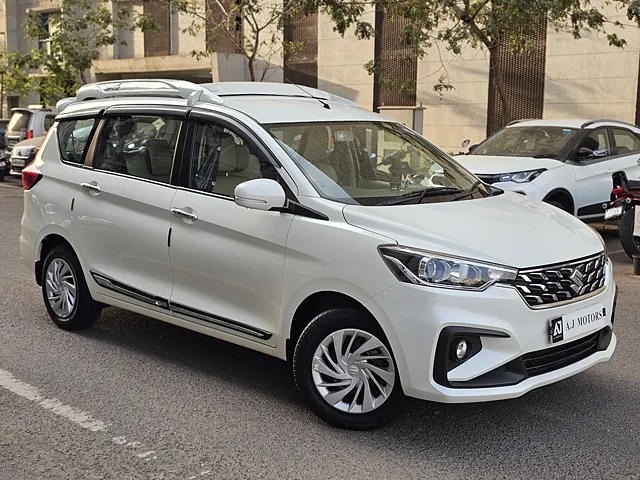Used 2022 Maruti Suzuki Ertiga in Thane