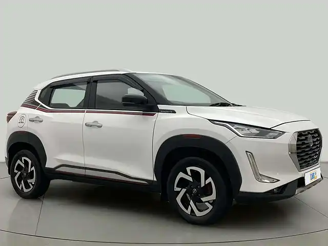 Used 2022 Nissan Magnite in Bangalore