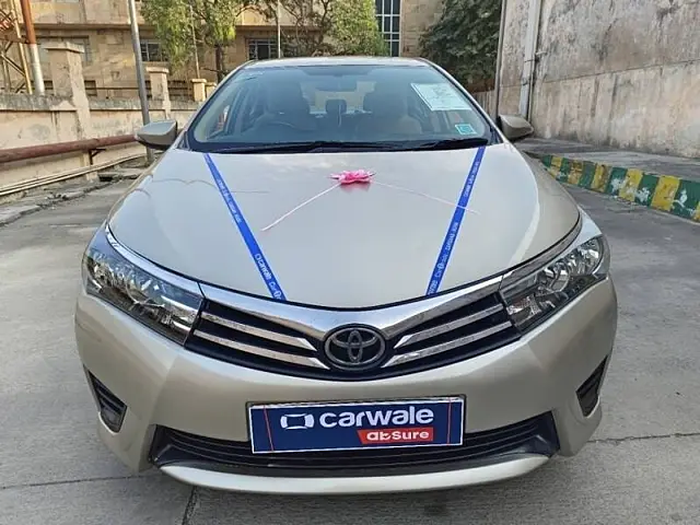 Used 2015 Toyota Corolla Altis in Noida