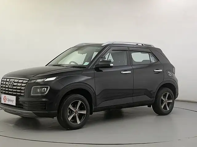 Used 2022 Hyundai Venue in Ahmedabad