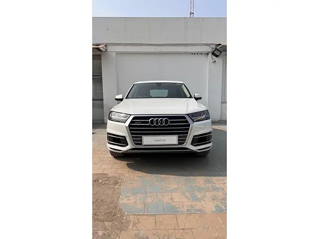 Used 2019 Audi Q7 in Ahmedabad