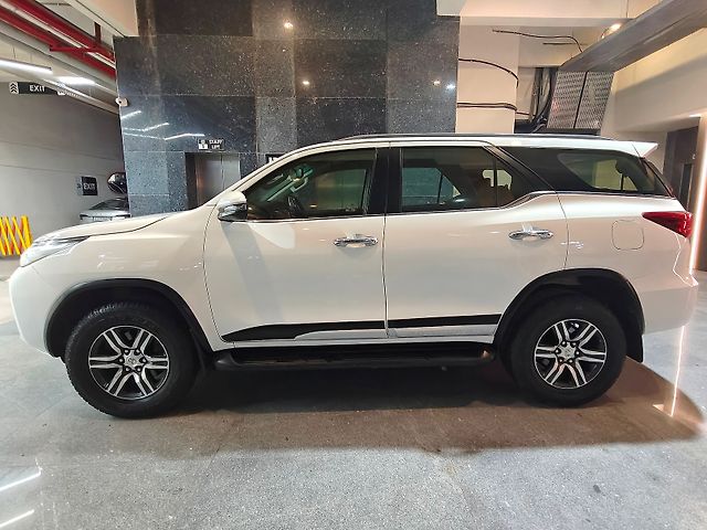 Used Toyota Fortuner [2016-2021] 2.8 4x2 AT [2016-2020] in Bangalore
