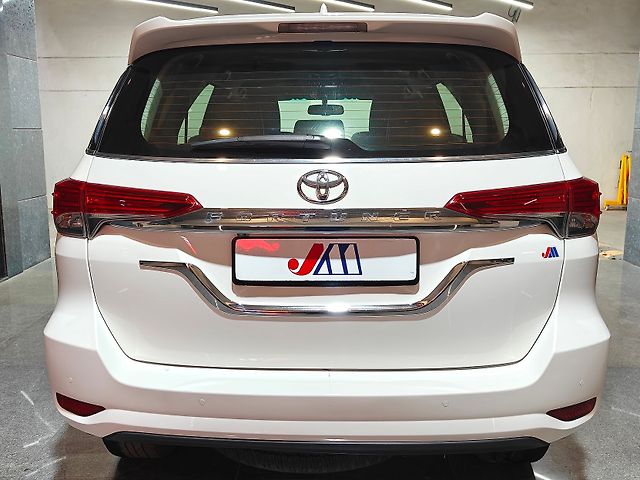 Used Toyota Fortuner [2016-2021] 2.8 4x2 AT [2016-2020] in Bangalore