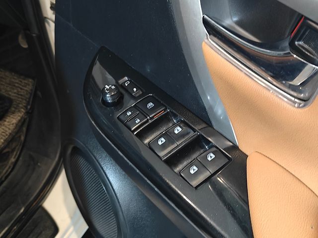 Used Toyota Fortuner [2016-2021] 2.8 4x2 AT [2016-2020] in Bangalore