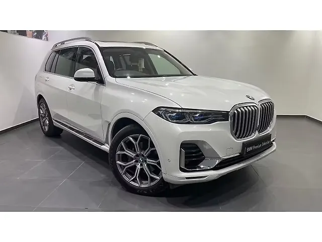 Second Hand 2022 BMW X7 xDrive30d DPE Signature for sale at Rs. 95,00 ...