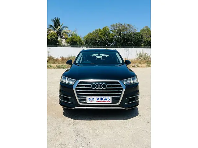 Used 2016 Audi Q7 in Ahmedabad