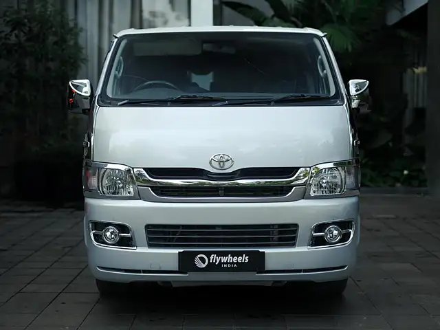 Used 2014 Toyota Commuter in Malappuram