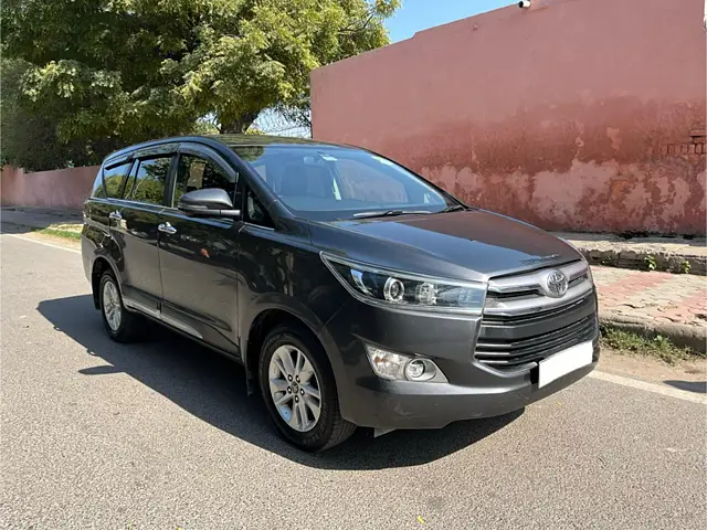 Used 2019 Toyota Innova Crysta in Delhi