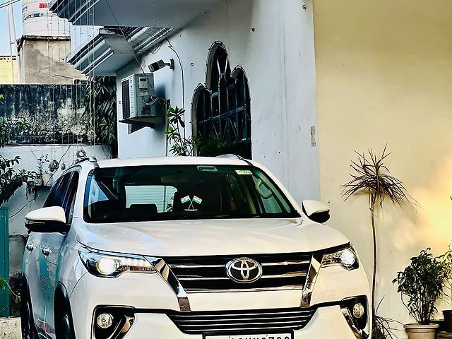 Used Toyota Fortuner [2016-2021] 2.8 4x2 MT [2016-2020] in Lucknow