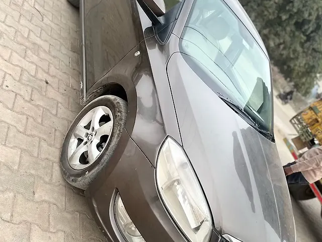 Used Skoda Rapid [2014-2015] 1.5 TDI CR Ambition AT in Chandigarh