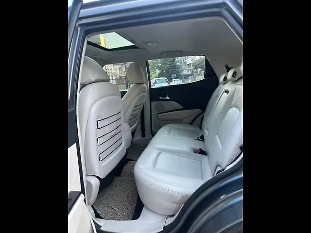 Used Mahindra XUV300 [2019-2024] W8 (O) 1.5 Diesel [2020] in Ahmedabad