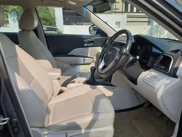 Used Mahindra XUV300 [2019-2024] W8 (O) 1.5 Diesel [2020] in Ahmedabad