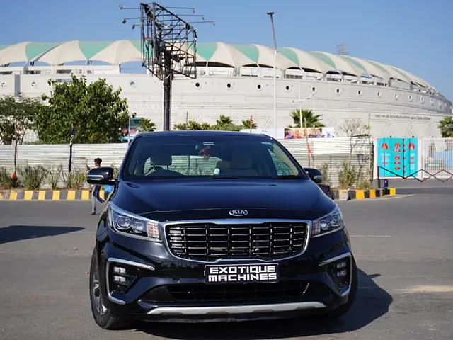 Used 2020 Kia Carnival in Lucknow