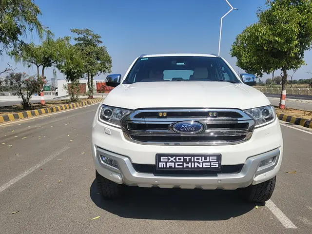 Used Ford Endeavour [2016-2019] Titanium 3.2 4x4 AT in Lucknow