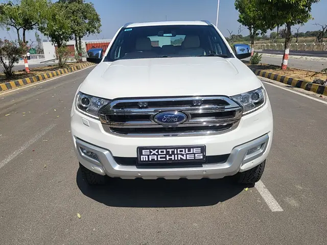 Used Ford Endeavour [2016-2019] Titanium 3.2 4x4 AT in Lucknow