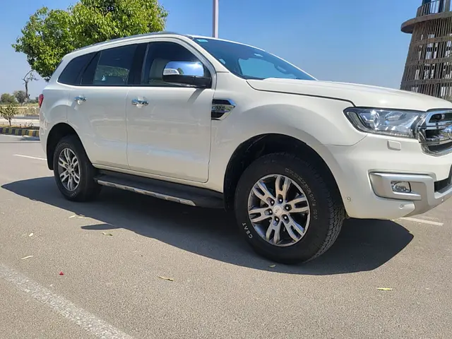 Used Ford Endeavour [2016-2019] Titanium 3.2 4x4 AT in Lucknow