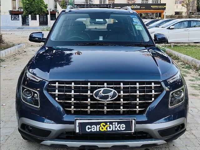 Used 2021 Hyundai Venue in Gurgaon