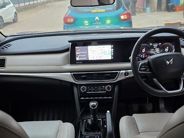 Used Mahindra XUV700 AX 7 Diesel MT 7 STR [2021] in Lucknow