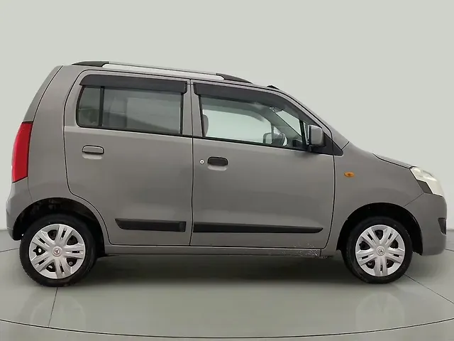 Used Maruti Suzuki Wagon R 1.0 [2014-2019] VXI AMT in Ahmedabad
