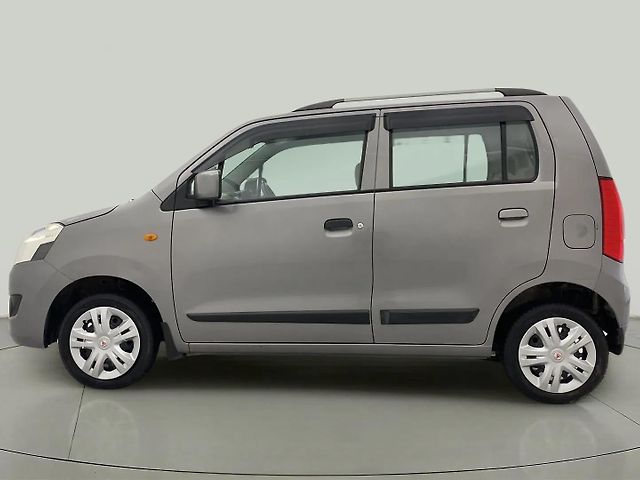 Used Maruti Suzuki Wagon R 1.0 [2014-2019] VXI AMT in Ahmedabad