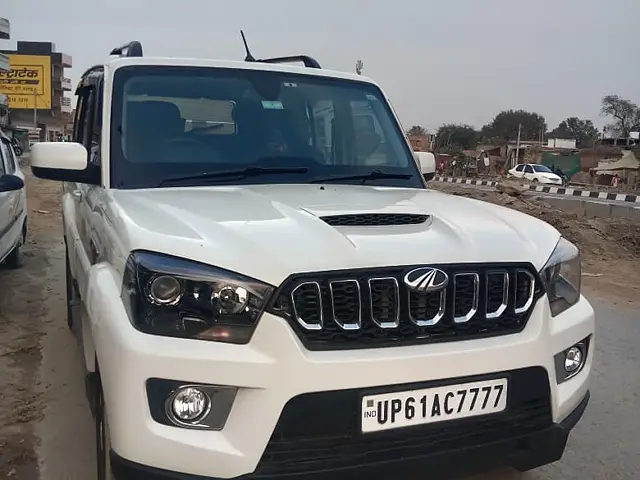 Used 2016 Mahindra Scorpio in Varanasi