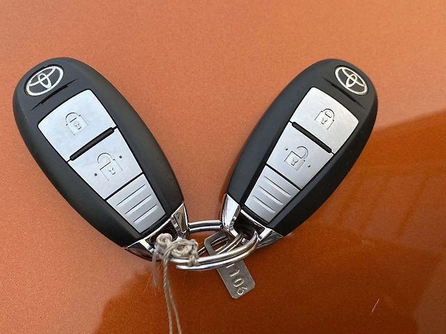 Used Toyota Urban Cruiser Premium Grade AT Dual Tone in Kolkata