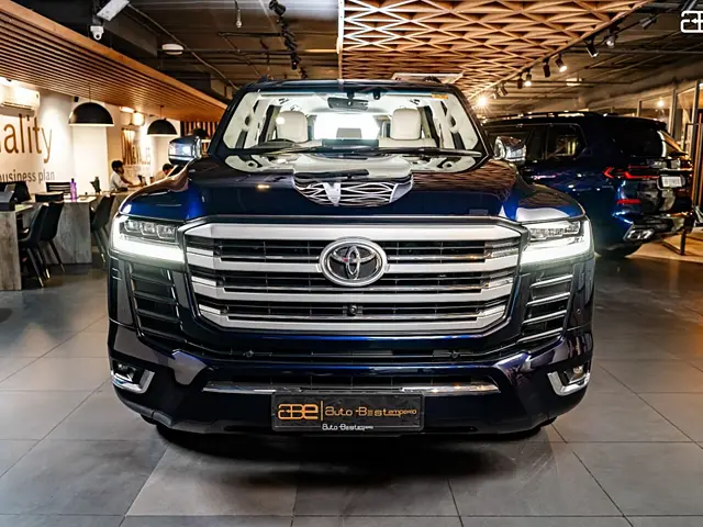 Used 2023 Toyota Land Cruiser in Delhi