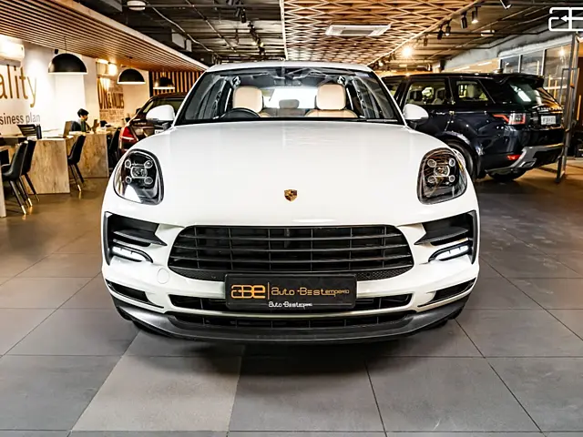 Used 2020 Porsche Macan in Delhi