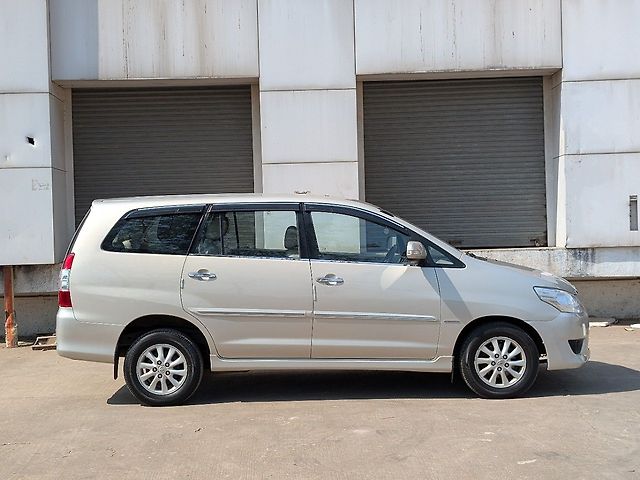 Used Toyota Innova [2005-2009] 2.5 V 7 STR in Thane