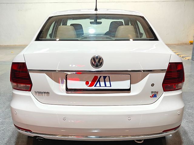 Used Volkswagen Vento [2015-2019] Highline Diesel AT [2015-2016] in Ahmedabad