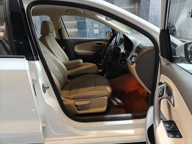 Used Volkswagen Vento [2015-2019] Highline Diesel AT [2015-2016] in Ahmedabad