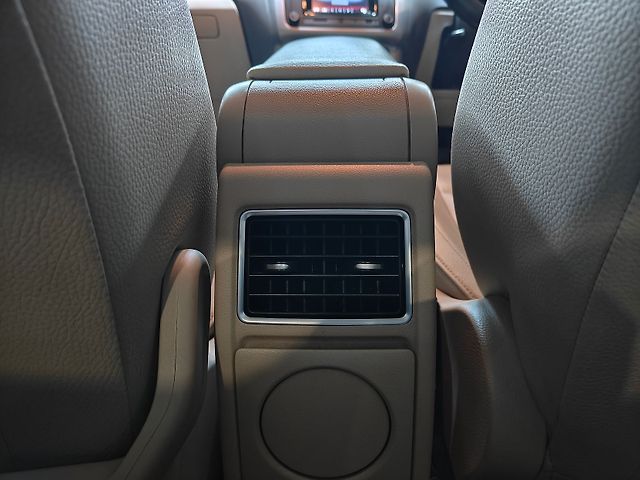 Used Volkswagen Vento [2015-2019] Highline Diesel AT [2015-2016] in Ahmedabad