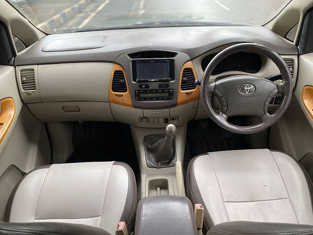 Used Toyota Innova [2009-2012] 2.5 VX 8 STR BS-IV in Mumbai
