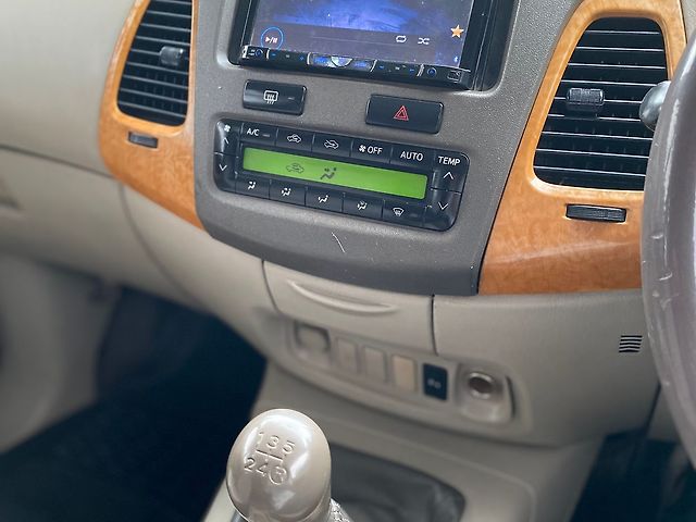 Used Toyota Innova [2009-2012] 2.5 VX 8 STR BS-IV in Mumbai