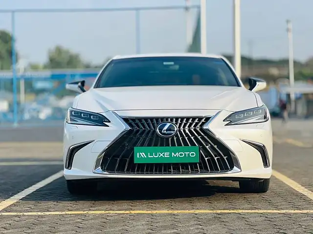 Used 2022 Lexus ES in Kochi
