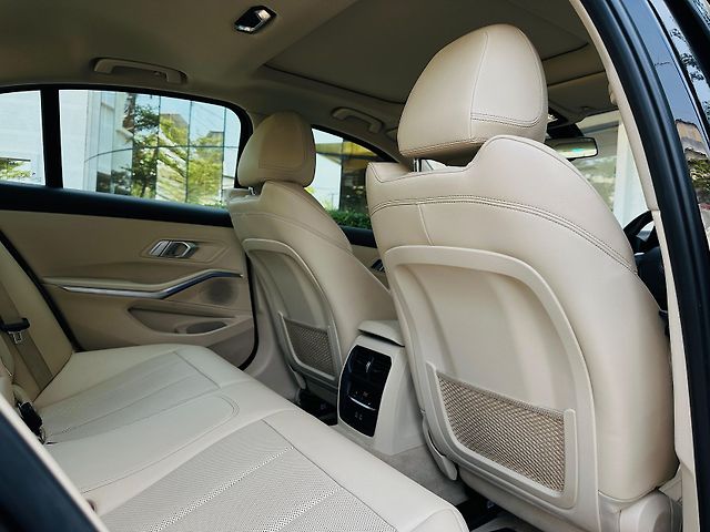 Used BMW 3 Series 320d Luxury Edition in Kochi