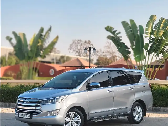 Used 2018 Toyota Innova Crysta in Surat