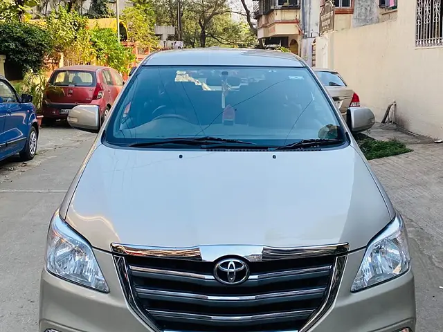 Used 2014 Toyota Innova in Mumbai